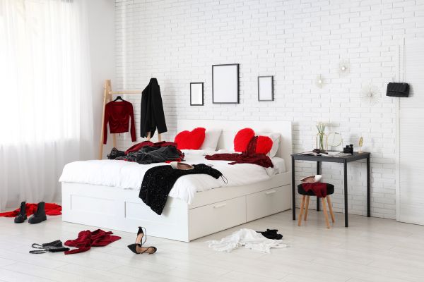 bedroom decluttering checklist