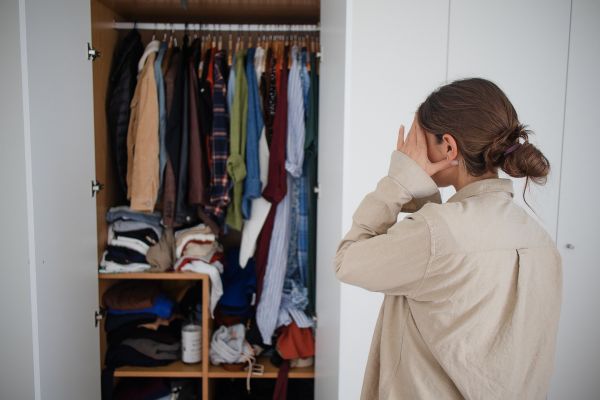 decluttering your wardrobe tips