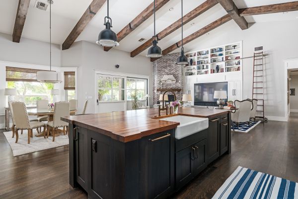 modern farmhouse kitchen design trends